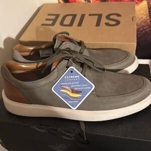 Men’s Collection by Clark’s size 11 Nubuck loafers